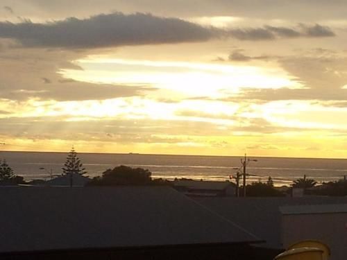 Christies Beach Hotel Clarendon 外观 照片